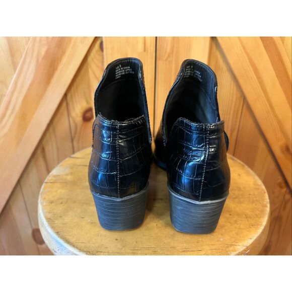 Volatile Women’s Black Croc Ankle Bootie Sz 9 - Picture 4 of 9